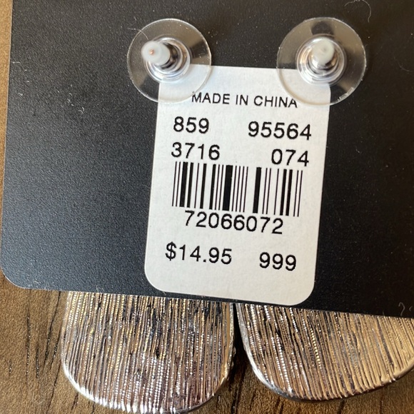 New York & Company Rhinestone Detailed Silver Earrings, Approximately 2 Inch NWT - Picture 6 of 7